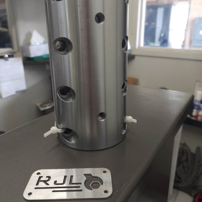 RJL 700x700-3